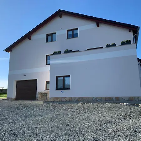 Im Gruenen-auf Dem Land Apartment